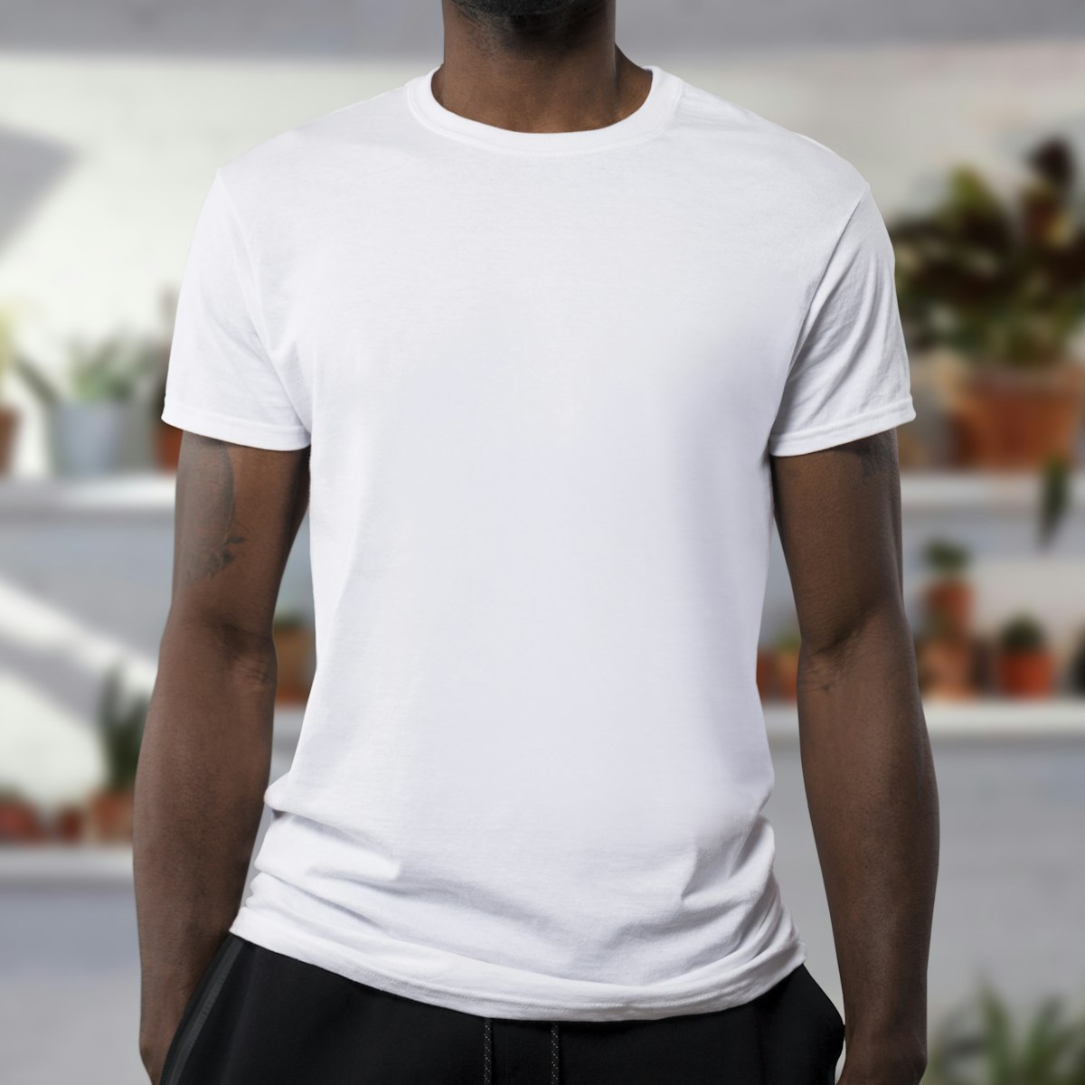 Gtftthgq Men's Classic Crew Neck T-Shirt — Soft Cotton Everyday Tee